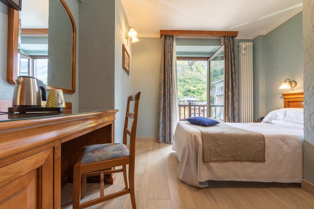 Hotel Du Glacier Ла-Тюйль Экстерьер фото